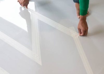 Applicateur de résine epoxy pour sol