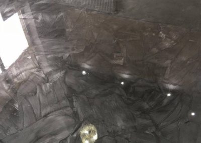 Sol en résine epoxy noir