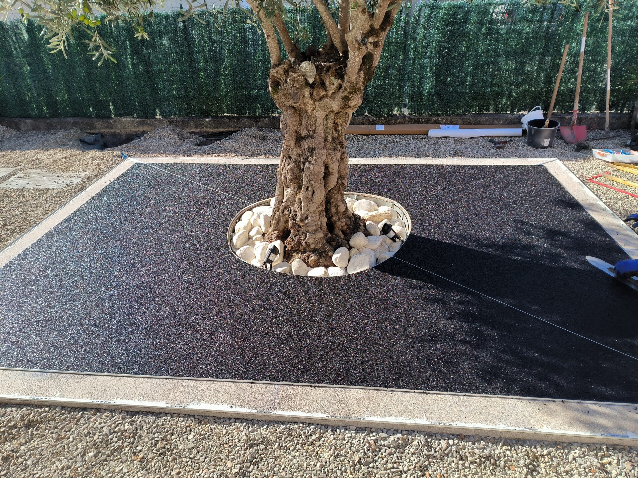 Tours d’arbre en résine drainante